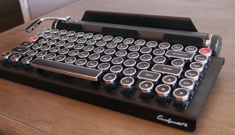 Typewriter Style Keyboard, Type Writer Keyboard, Device Aesthetic, Keyboard Typewriter, Old Fashioned Typewriter, Typewriter Keyboard, Zombie Gear, Writer Aesthetic, Office Decore