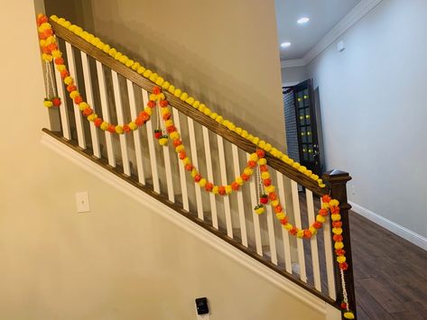 House Warming Decorations Indian, Stair Decorations, Wedding Staircase Decoration, Cultural Decor, Staircase Decoration, Puja Decoration, Lakshmi Pooja, Diwali 2022, Small Wedding Decor