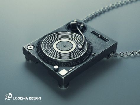 Turntable Necklace / SD Card Holder - Silver (925) Lp Player, Sd Card Holder, Dj Room, Thrift Inspo, Jewellery Ideas, Room Box, Silver 925 Necklace, Silver Man, Handmade Sterling Silver