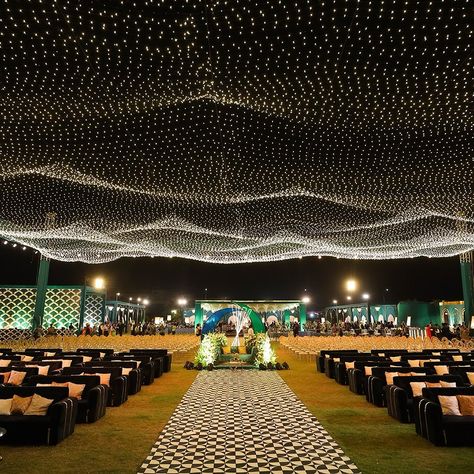 Coz patterns are impactful! We used various geometrical shapes to set up the decor structure, all the while following the theme of green and turquoise. Design and concept by : @procreateevents Production and floral by : @plusproduction.in Photography by : @thevipstudio_india #sangeet #sangeetceremony #indianwedding #weddings #desiwedding #weddingdecor #weddinginspiration #weddingproduction #decorideas #decoration #eventdecor #eventplanning #eventmanagement #eventdesign #props #decorprop... Sangeet Background, Sangeet Decoration Night Outdoor, Pagla Decoration, Shadi Decor, Sangeet Decoration, Cocktail Decor, Simple Kurta, Rice Lights, Cocktail Decoration