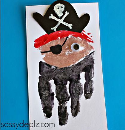 Some crafts are quite simple but very special. That’s one of the best ways to describe handprint crafts. When you take a moment or an afternoon to create handprint crafts as a family, you are not only having a fun time but also often making a keepsake that will be treasured for years and years. Pirate Handprint, Pirate Craft, Pirate Crafts, Footprint Crafts, Footprint Art, Handprint Crafts, Daycare Crafts, Father's Day Diy, Handprint Art