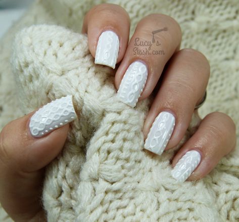 Cable Knit Nails, Cable Knit Sweater Nails, Sculpture Nail Art, Knit Nails, Nail Art Gold, Nails Gray, Jumper Nails, Freehand Nail Art, Real Nails