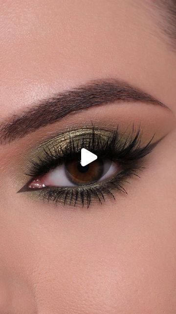 Ksenia ❤ Makeup Tutorials | Khaki Smokey Eye Makeup Tutorial @influence.cosmetics Creamy Eyeshadow 02 Polar @beautybaycom Jade Thirlwall X Beauty Bay 42 Colour… | Instagram Green Eye Makeup Brown Eyes, Green Makeup Tutorial, Green Eyeshadow Look, Goth Eye Makeup, Affordable Makeup Brushes, Eyeshadow For Green Eyes, Natural Smokey Eye, Green Smokey Eye, Hazel Eye Makeup