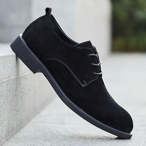 Mens Shoes 2024 Trends, Black Brogue Detailing Loafers For Semi-formal Occasions, Masculine Black Oxfords For Semi-formal Occasions, Black Masculine Plain Toe Oxfords, Masculine Semi-formal Moc Toe Oxfords, Luxury Men's Semi-formal Oxford Shoes, Daily Walking, Leather Snow Boots, Oxford Shoes Outfit