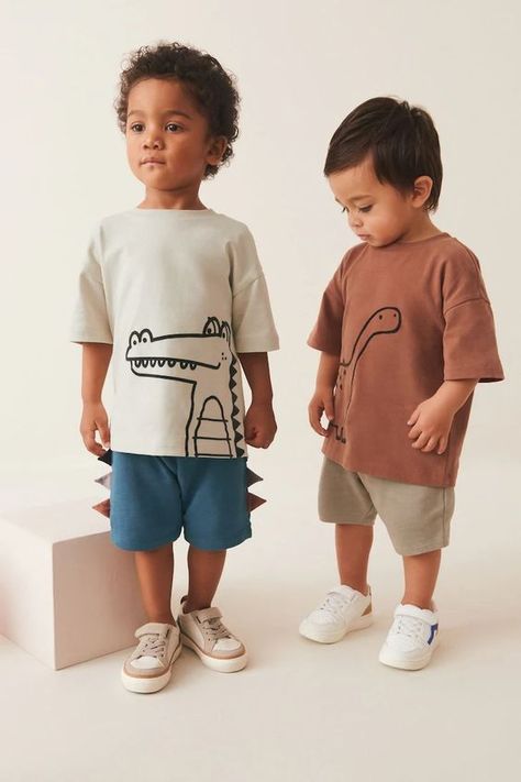 Very good quality👍Fast sending👍 Kids T Shirt Animals, Brown Dinosaur, Kidswear Trends, 3d Dinosaur, Boys Fashion Trends, Kids Tshirt, Blue Jersey, Kids Trend, Baby T Shirt