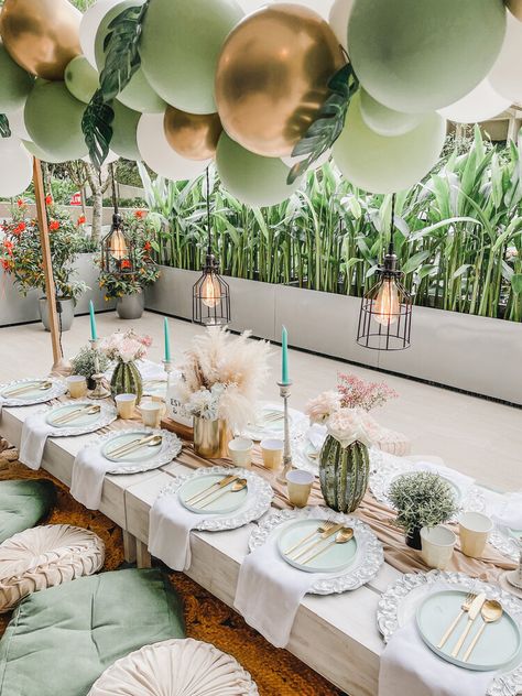 Picnic Style Party, Pallet Picnic, Picnic Styling, Safari Theme Baby Shower, Jungle Safari Theme, Indoor Picnic, Luxury Picnic, Decorations Birthday Party, Animal Elephant