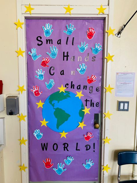 Door Chart For Preschool, Door Decor For Kindergarten, English Classroom Door Decoration, Earth Day Classroom Door Ideas, Class Door Decoration Ideas For Nursery, Earth Day Door Decorations Classroom, Earth Day Classroom Door, Classroom Welcome Display, Classroom Door Decoration Ideas Creative