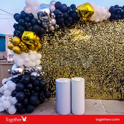 Classy Themed Sequin Decor Sequin Wall Backdrop, Sequin Decorations, Sequin Wall, Decoration Theme, Sequin Decor, Wall Backdrops, Delhi Ncr, Balloon Decorations, Cocktail Party