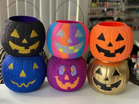 Excited to share this item from my #etsy shop: Halloween Buckets/Glitter buckets Pumpkin Bucket, Halloween Buckets, Fondant Cupcake Toppers, Glitter Pumpkins, 1st Birthday Themes, Glitter Eyes, Glow Party, Neon Glow, Spooky Halloween