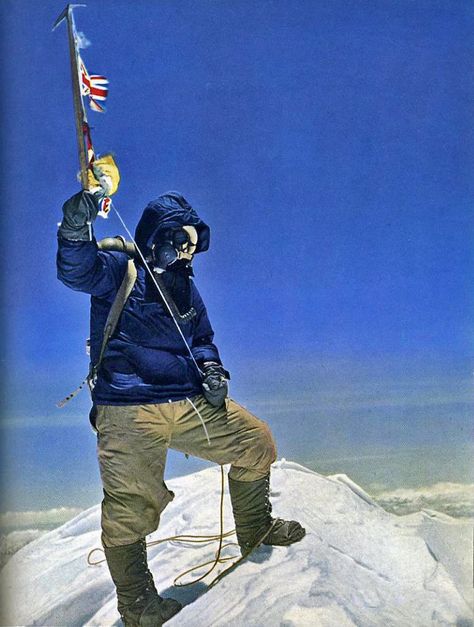 The Story of the 5 Greatest Mount Everest Climbers Mount Everest Climbers, Rock Climbing Equipment, Tenzing Norgay, Monte Everest, Mt Everest, Art Of Manliness, First Humans, Mountain Climbing, Adventure Book