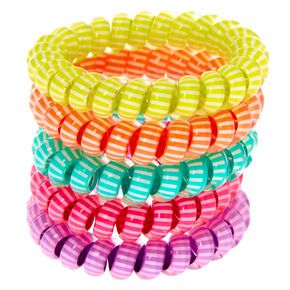 Plastic Bracelets, Kawaii Hair Clips, Preppy Backpack, Skin Care Supplies, Oil Free Makeup, Preppy Jewelry, Hair Coils, Coil Bracelet, Christmas Gift Sets