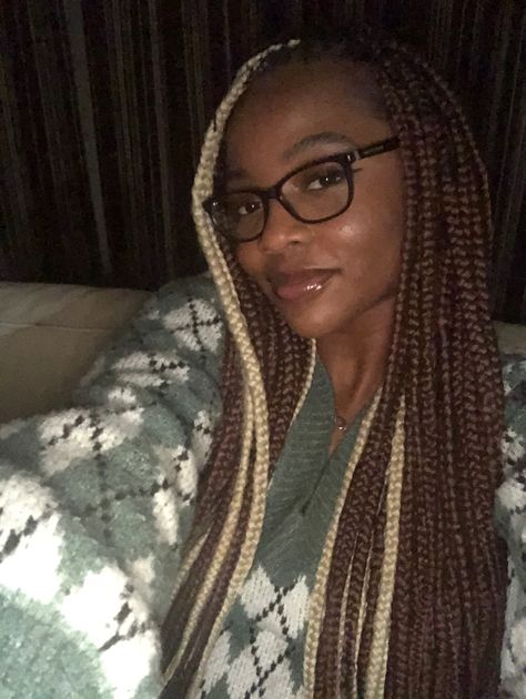 Braids Peak A Boo, Peek A Boo Box Braids Brown, Peekaboo Box Braids Brown, Peak A Boo Braids Brown, Peak A Boo Hair Color Braids, Brown Hair Dye, Beautiful Braids, Brown Hair, Locs