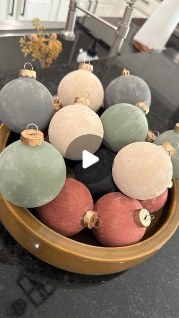 Alex Sisoian on Instagram: "DIY Neutral Ornaments! w/ texture!🎄  Since all the flocked, velvet, suede ornaments are all the rage, I was not willing to spend $40 for 11 ornaments….  Soooo I made my own, picked up clear glass ornaments @walmart! & they turned out so beautiful! So obsessed! 🤩  #alexandhome #diy #diyproject #diycrafts #diyprojects #diyhomedecor #diyornaments #diychristmasdecor #diychristmas #diydecor #ornaments #neutraldecor #neutralstyle #textured diy flocked ornaments, velvet ornaments, neutral ornaments, neutral decor, Christmas decor, neutral Christmas" Chalk Paint Ornaments Diy, Diy Clear Glass Ornament Ideas, Velvet Ornaments Diy, Diy Flocked Ornaments, Diy Velvet Christmas Ornaments, Diy Velvet Ornaments, Diy Clear Ornament Ideas, Clear Ornament Ideas, Velvet Christmas Decor