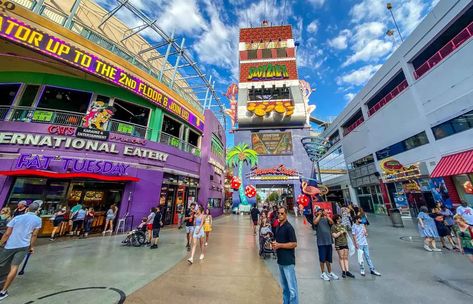 Vegas Fremont Street, Fremont Street Las Vegas Food, Las Vegas Cheap Eats, Freemont Street Las Vegas, Las Vegas Breakfast, Fremont Street Las Vegas, Las Vegas Cheap, Las Vegas Eats, Freemont Street