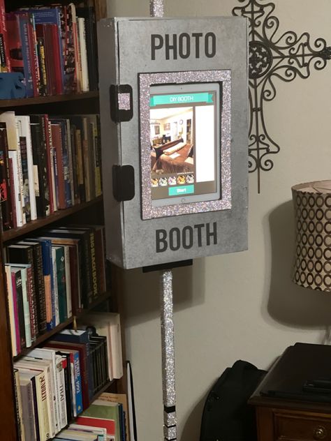 Made a little bling ipad photo booth. Polaroid Booth, Photo Booth Machine, Ipad Kiosk, Ipad Photo Booth, Photo Booth Business, Photobooth Ideas, Video Booth, Life Planning, Ipad Photo