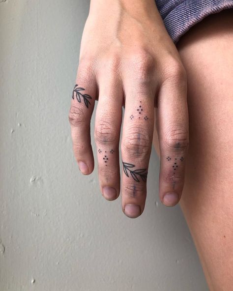 Flower Finger Tattoo Men, Leaf Tattoo Finger, Men Finger Tattoo, Men’s Finger Tattoos, Leaf Finger Tattoo, Finger Tattoos For Guys, Mens Finger Tattoos, Finger Tats Men, Teeny Tattoos