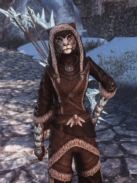 Skyrim Altmer Female, Pretty Skyrim Character, Skyrim Breton Female, Skyrim Character Ideas, Skyrim Outfits Female, Elder Scrolls Online Outfits, Eso Khajiit, Forsworn Skyrim, Elder Scrolls Oc