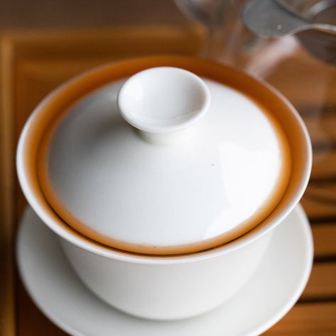 Gaiwan Style Brewing – Smith Teamaker Smith Teamaker, Delicious Sandwiches, Types Of Tea, Tea Drinkers, Oolong Tea, Toasted Coconut, Tasting Room, Loose Leaf Tea, White Tea