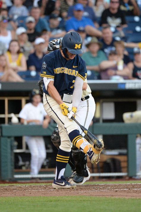 Michigan Softball, Baseball Drip, College Sport, Michigan Sports, Vanderbilt Commodores, Baseball Guys, Baseball Pictures, College Baseball, Michigan Football