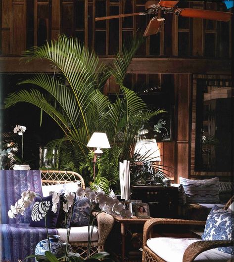 British Colonial Decor West Indies, West Indies Living Room, Spanish House Interior, Tropical British Colonial Interiors, British Colonial Interiors, Tropical British Colonial, Jamaica House, Boho Chic Interior, Exotic Homes