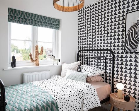 Teen girl bedroom ideas, vibrant colors, unique decor, creative wall art, playful patterns, cozy bedding, stylish furniture, personalized space, trendy accessories, fun bedroom inspiration, bold accents, youthful vibes. Teen Girl Bedroom Ideas, Girl Bedroom Ideas, Fun Bedroom, Creative Wall Art, Teen Girl Bedroom, Cozy Bedding, Creative Wall