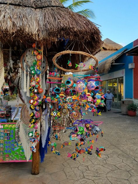 Cozumel shops What To Buy In Cozumel, Things To Do In Cozumel Cruise Port, Cozumel Mexico Cruise Outfits, Mexico Cruise Outfits, Bach Cruise, Cozumel Cruise Port, Cozumel Mexico Cruise, Cozumel Cruise, Tulum Ruins