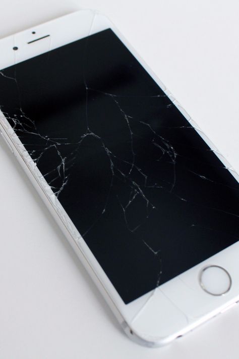 Cracked Phone, Cracked Phone Screen, Iphone Screen Repair, Broken Phone, Iphone Storage, Cracked Screen, Broken Screen, Screen Repair, Phone Screens