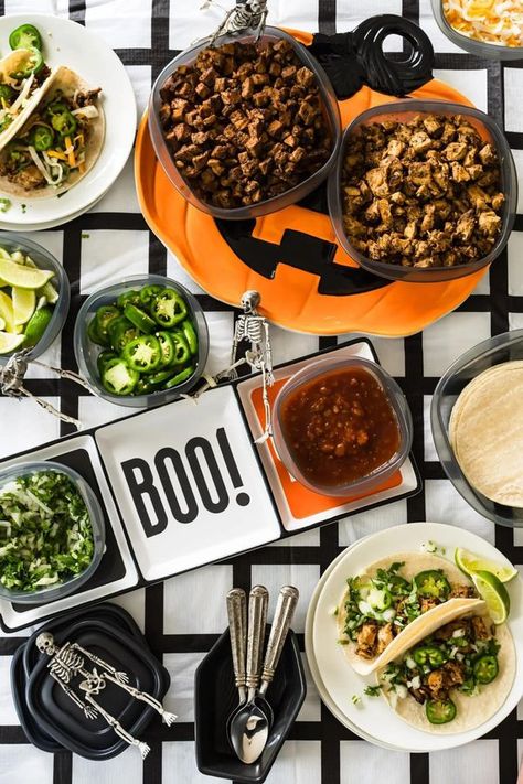 Halloween Taco Bar, Taco Bar Ideas, Food Huggers, Taco Bar, Cool Kitchen Gadgets, Game Day Food, Party Snacks, Real Food, Food Storage Containers