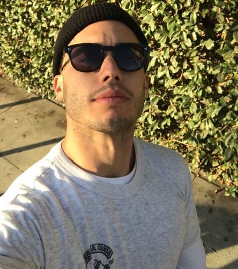 Ricky Alvarez, Attractive Guys, Square Sunglasses Men, Male Models, Square Sunglasses, Dancer, Square Sunglass, Mens Sunglasses, Models