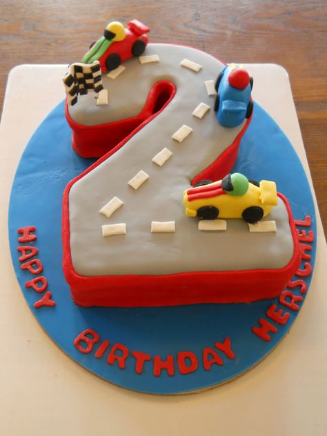 2nd Birthday Cake Boy, Number Birthday Cakes, Cars Birthday Cake, Torte Cupcake, 2 Birthday Cake, Easy Birthday, Birthday Cake Ideas, Baby Birthday Cakes, Moist Chocolate Cake