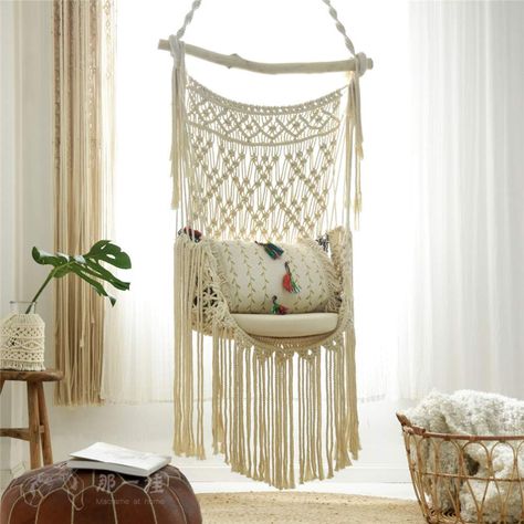 Here you can find out how to make a macrame hanging chair DIY. These free macrame patterns are suitable for beginners. Diy Macrame Hammock, Diy Hammock Chair, Diy Hanging Chair, Indoor Hanging Chair, How To Macrame, Macrame Hammock Chair, Diy Macrame Wall Hanging, Macrame Hanging Chair, Macrame Chairs