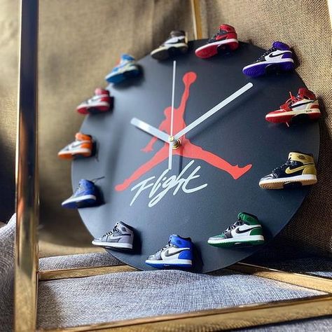 Air Jordan Wall, Jordan Clock, Primitive Snowmen Patterns, Jordan Wall, Jordan 1 Sneakers, Shoe Wall, Cool Clocks, Primitive Snowmen, Shoes Sneakers Jordans