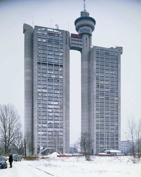 Hidden Architecture: Obscured by clouds – Building: Genex Tower Architecture Cool, Brutalism Architecture, Brutalist Buildings, Unusual Buildings, Tall Buildings, Walter Gropius, Belgrade Serbia, Interesting Buildings, Brutalist Architecture