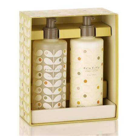 Shower Gel Packaging, Body Wash Packaging, Soap Label Design, Lotion Gift, Packaging Ideas Business, Cosmetic Packaging Design, Soap Labels, Orla Kiely, Soap Gift