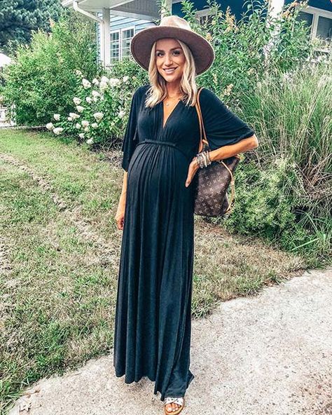 Boho Pregnancy Outfit Cute Pregnancy Outfits, Summer Pregnancy Outfits, Prego Outfits, Casual Maternity Outfits, Trendy Maternity Outfits, Preggo Fashion, Boho Maternity, Cute Maternity Outfits, Stylish Maternity Outfits