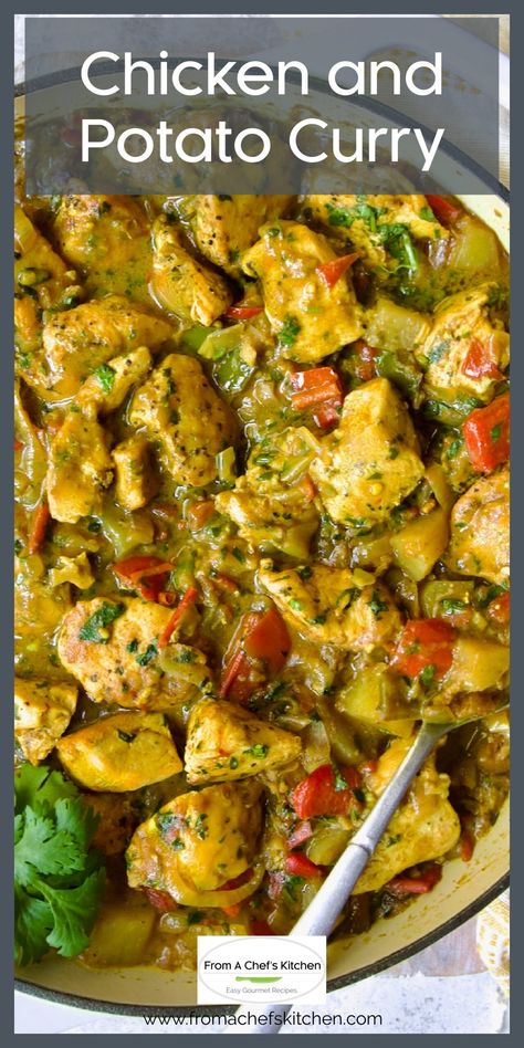 Chicken and Potato Curry Chicken And Potato Recipes, Chicken And Potato Curry, Curry Chicken Recipe, Chicken And Potato, Curry Recipes Easy, Chicken Potato, Chicken Curry Recipe, Aloo Gobi, Food Catering