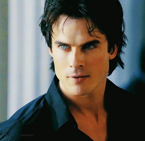 Those eyes... Damon Salvatore - The Vampire Diaries ♥ Vampire Diaries Season 7, Ian Joseph Somerhalder, Ian Somerhalder Vampire Diaries, Damon Salvatore Vampire Diaries, Hello Brother, Vampire Diaries Damon, Nikki Reed, Ian Somerhalder, The Vampire Diaries