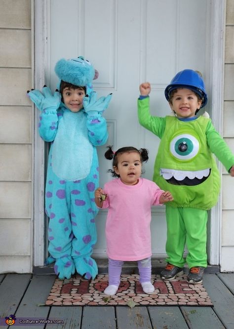 Monsters Inc Family Costume, Mike And Sully Costume, Sully And Boo Costume, Boo Monsters Inc Costume, Monsters Inc Halloween Costumes, Mike Wazowski Costume, Costumes For Groups, Monsters Inc Halloween, Sully Costume