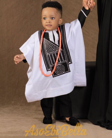 Baby African Clothes, African Kids Clothes, Agbada Design, African Wear Styles For Men, Traditional Attires, African Dresses Men, African Shirts For Men, African Clothing For Men, First Birthday Outfits