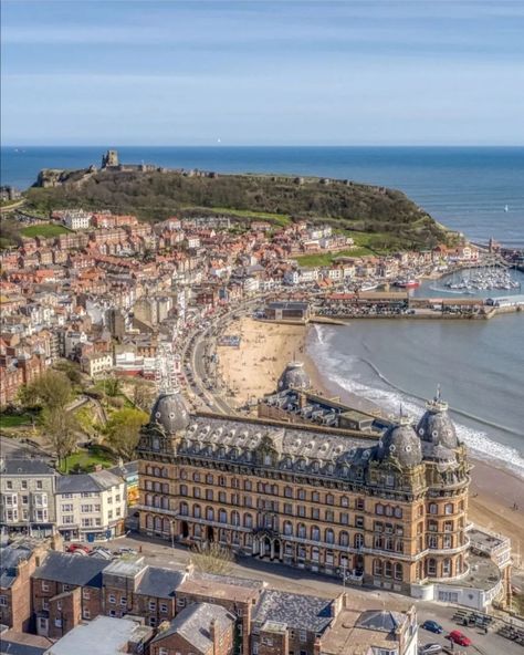 Discovering Yorkshire on Instagram: “Evening all, Alan back again! This evenings featured is by @ascotography with a glorious view over the South Bay of Scarborough and the…” Scarborough England, Yorkshire England, South Bay, North Yorkshire, Aerial View, The South, Yorkshire, Paris Skyline, Grand Canyon