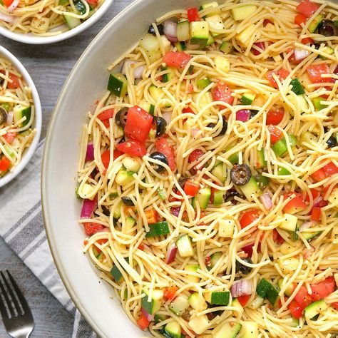 California Spaghetti Salad Easy California Spaghetti Salad, California Spaghetti Salad Recipe, Kardashian Salad, California Spaghetti Salad, California Pasta, California Spaghetti, Potluck Salad, Classic Pasta Salad, Spaghetti Salad