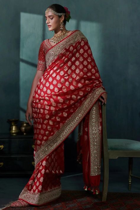 Banarasi Silk Sarees Guide For Brides-To-Be - ShaadiWish Patralekha Wedding Saree, Red Saree Wedding, Reception Sarees, Cozy Wedding, Banarsi Saree, Sarees Wedding, Anita Dongre, Party Sarees, Saree Designs Party Wear