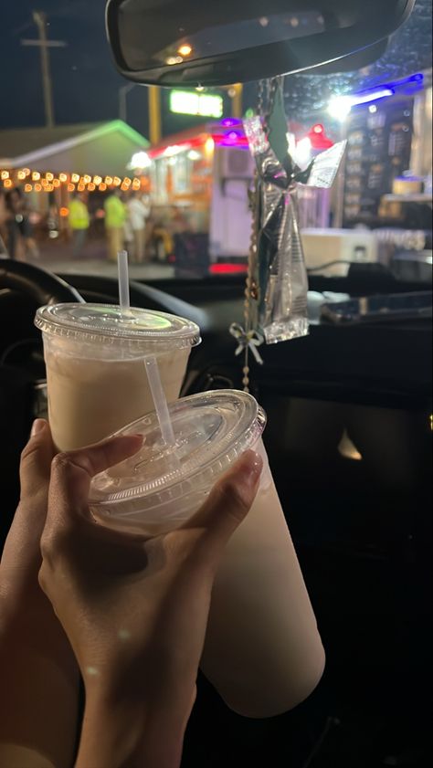 Horchata Aesthetic, Horchata Drink, Glass Of Milk, Milk, Drinks