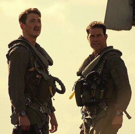 Remember The Titans, Jet Fighter Pilot, Miles Teller, Val Kilmer, Navy Aircraft, Hottest Guy Ever, Hot Actors, Love Movie, Tom Cruise