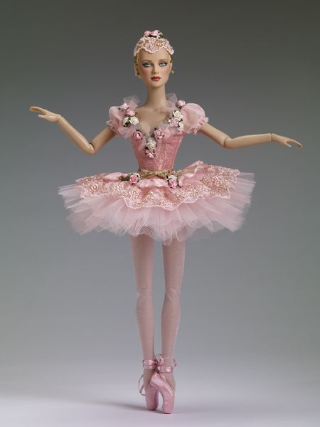 Sugar Plum Fairy, by Tonner Doll Ballet Doll, Ballerina Barbie, Dancing Dolls, Fairy Outfit, Ballerina Doll, Sugar Plum Fairy, Ballet Tutu, Ballet Costumes, Sugar Plum