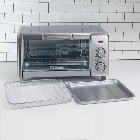 We reviewed the Black+Decker Crisp N' Bake Air Fry 4-Slice Toaster Oven, which earns space on the counter thanks to its surprisingly even toasting ability. Toaster Oven Air Fryer, Cooking French Fries, Toaster Oven Recipes, Frozen Steak, Countertop Convection Oven, Toast In The Oven, Smart Oven, Black And Decker, Oven Canning