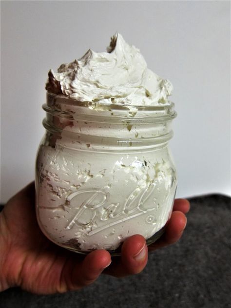 Vanilla Bean Rose Body Frosting | Fragrant Vanilla Cake Vanilla Bean Body Butter, Body Butter Recipes, Ideas For Packaging, Hygiene Hacks, Tea Bath, Self Care Essentials, Homemade Body Butter, Diy Body Butter, Vegan Body