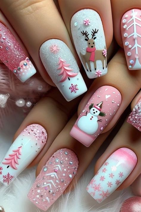 Kutek Disney, Festive Nail Art, Christmas Gel Nails, Pretty Nail Art Designs, Trendy Nail Art, Festival Nails, Xmas Nails, Christmas Nail Designs, Christmas Nail