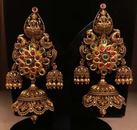 Kaasu Mala, Temple Jewellery Jhumkas, Big Earrings Gold, Kasu Mala, Latest Earrings Design, Gold Jhumkas, Vintage Indian Jewelry, Gold Earrings Indian, Indian Wedding Jewelry Sets