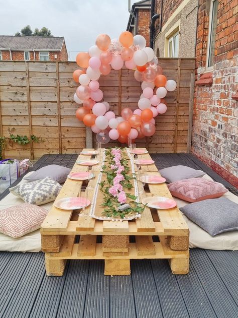 Crate Table Outdoor Party, Pallet Party Table, Low Pallet Table Outdoor Party, Diy Pallet Table Outdoor Party, Diy Kids Table For Party, Diy Kids Party Table, Pallet Table Outdoor Party, Toddler Picnic Table, Pallet Table Outdoor